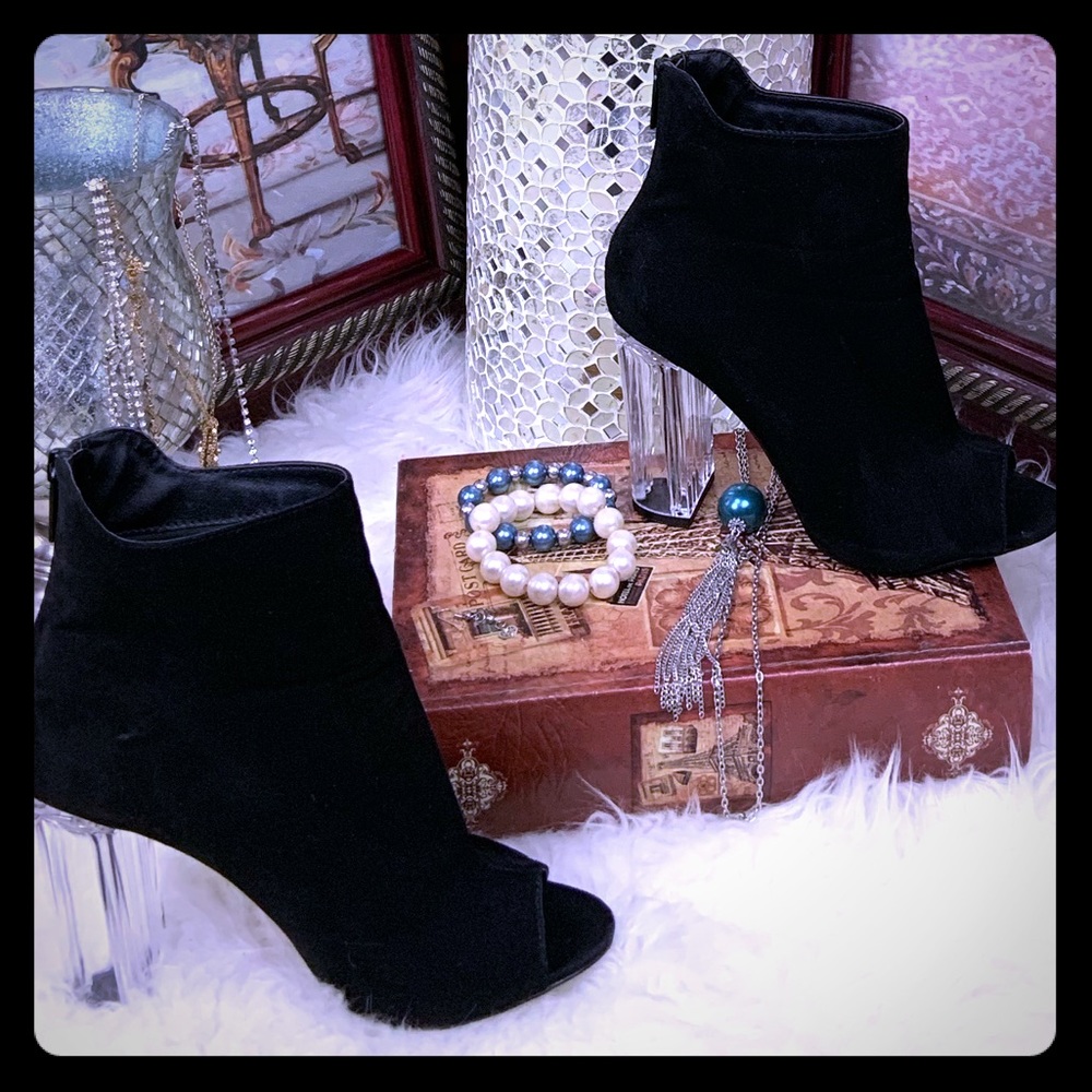 Boots for women black color, transparent heel shoe